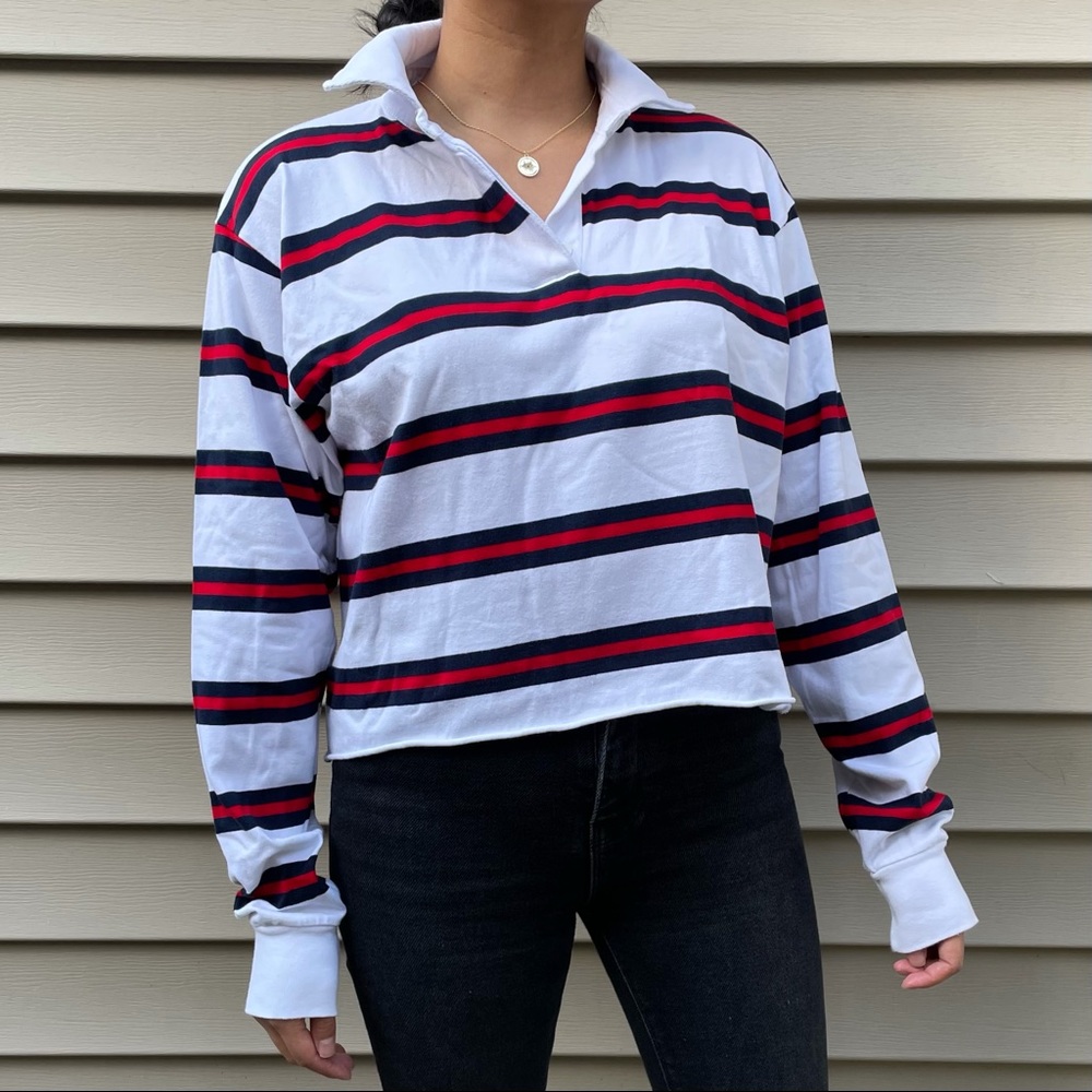 BRANDY MELVILLE Polo Sleeve Crop Top